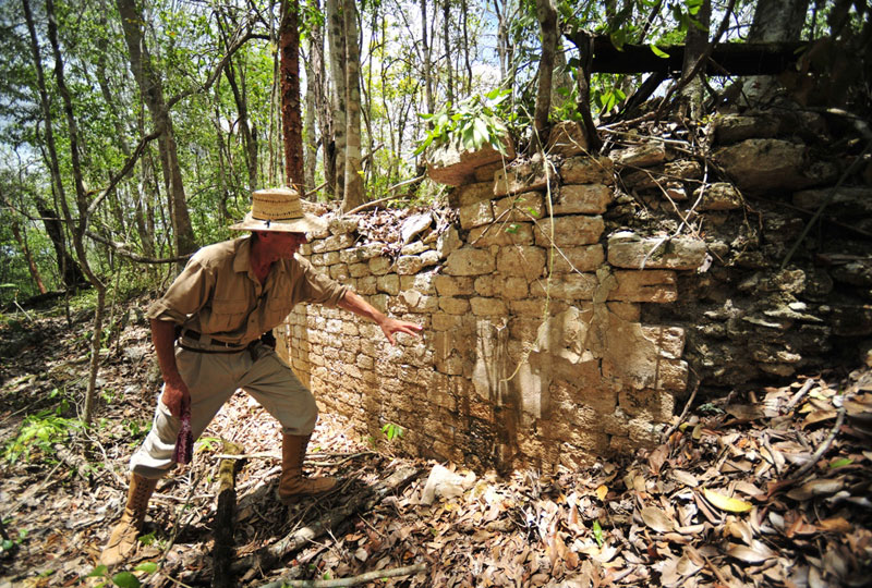 Illustration for article titled Descubren la ciudad Maya perdida de Chactún en una selva de México